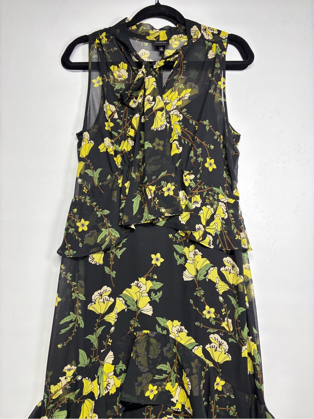 ✨Who What Wear Maxi Dress Black Floral Yellow Bloom Print Size S - Picture 5 of 12